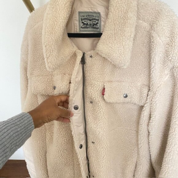 Levi's Sherpa Oversized Cream Color Jacket - XXL - Picture 7 of 13
